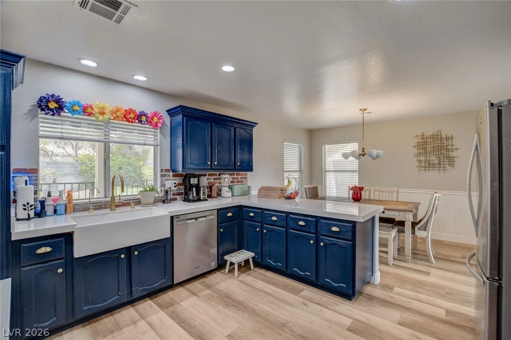 8935 Waymire Creek, Las Vegas, NV 89147