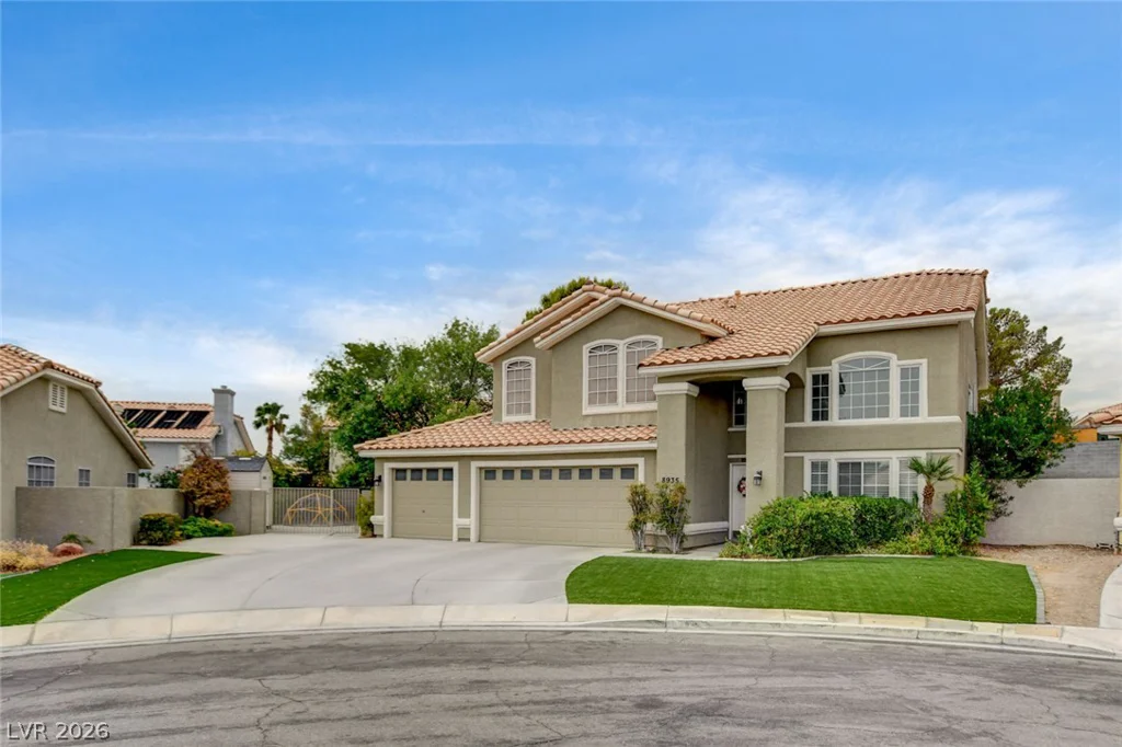 8935 Waymire Creek, Las Vegas, NV 89147