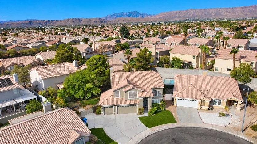 8935 Waymire Creek, Las Vegas, NV 89147