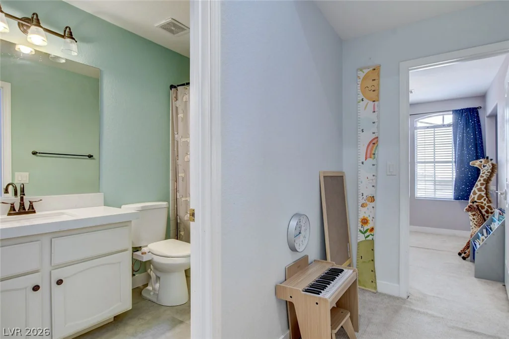 8935 Waymire Creek, Las Vegas, NV 89147