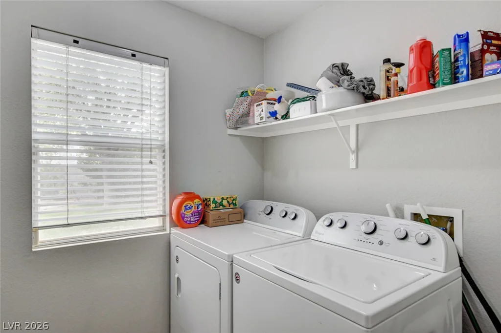 8935 Waymire Creek, Las Vegas, NV 89147