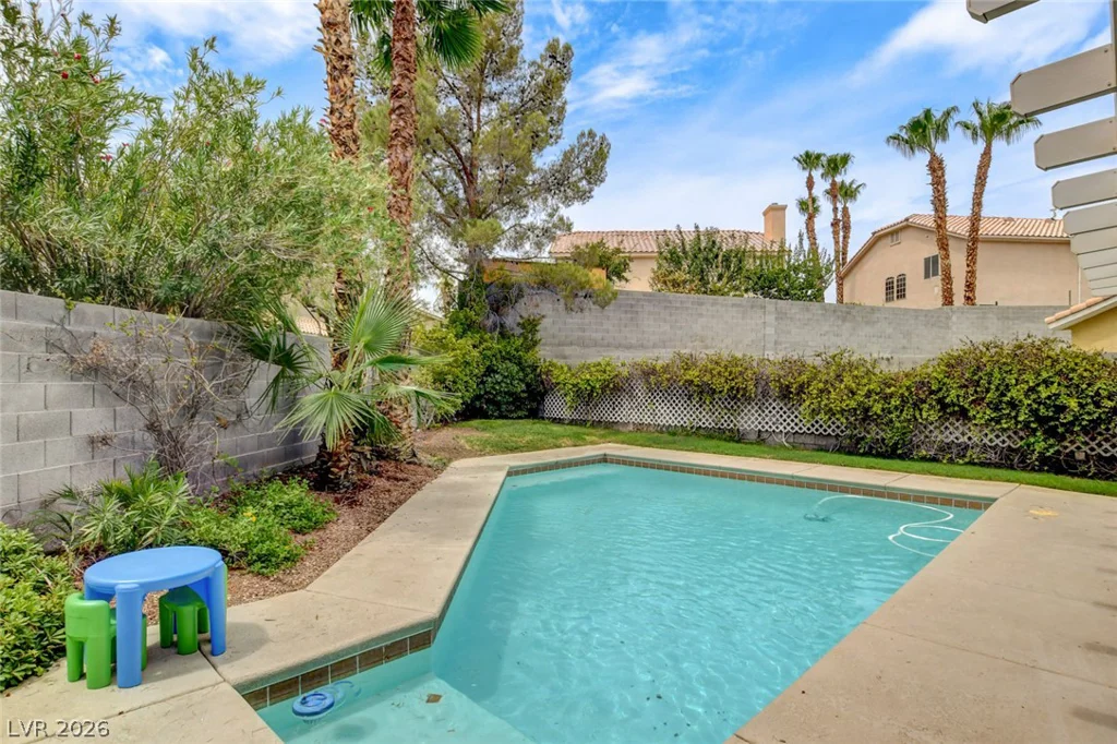 8935 Waymire Creek, Las Vegas, NV 89147