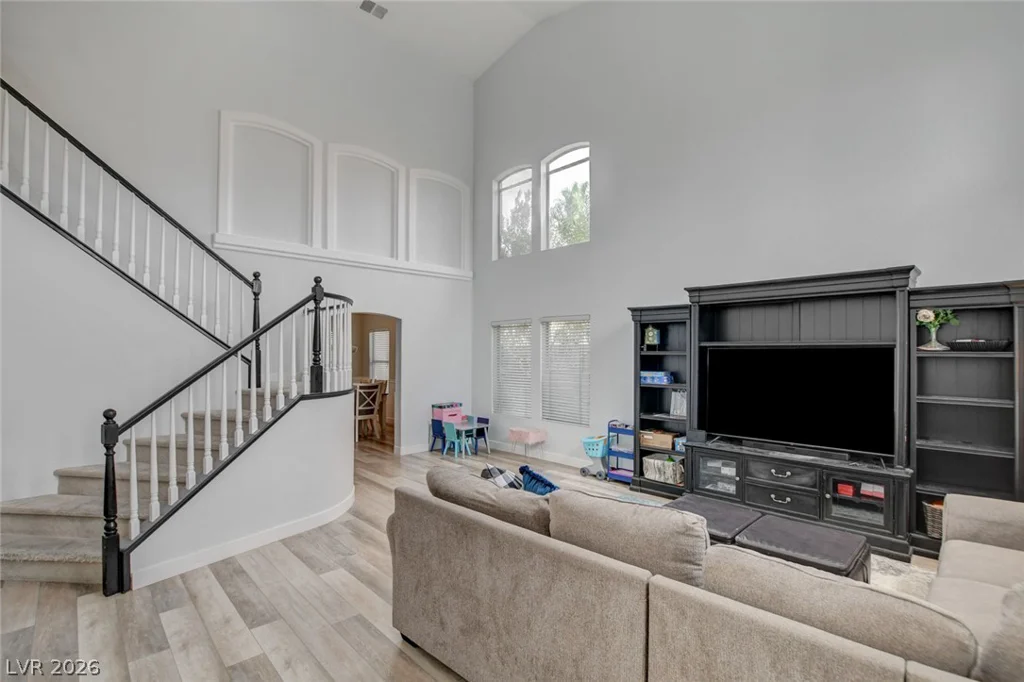 8935 Waymire Creek, Las Vegas, NV 89147