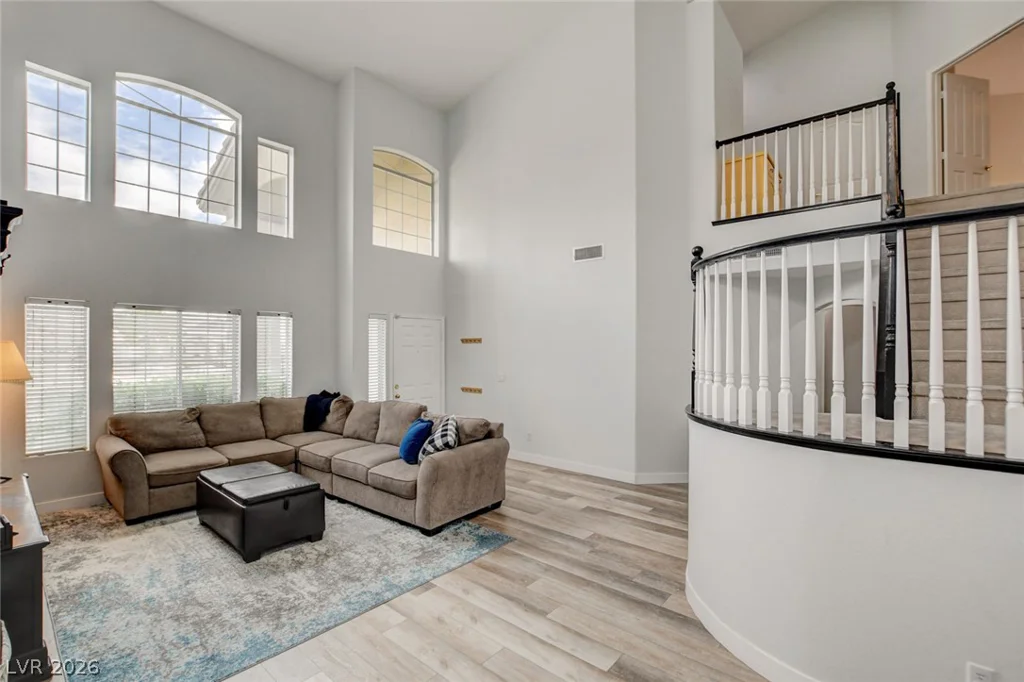 8935 Waymire Creek, Las Vegas, NV 89147