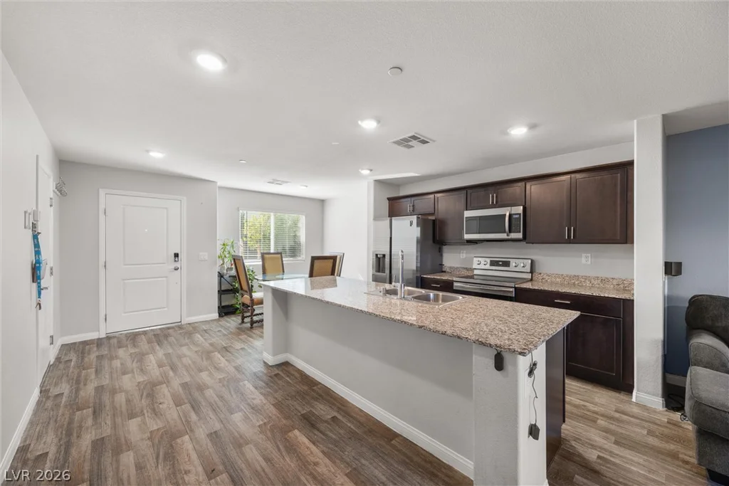 12240 Golden Wreath, Las Vegas, NV 89183