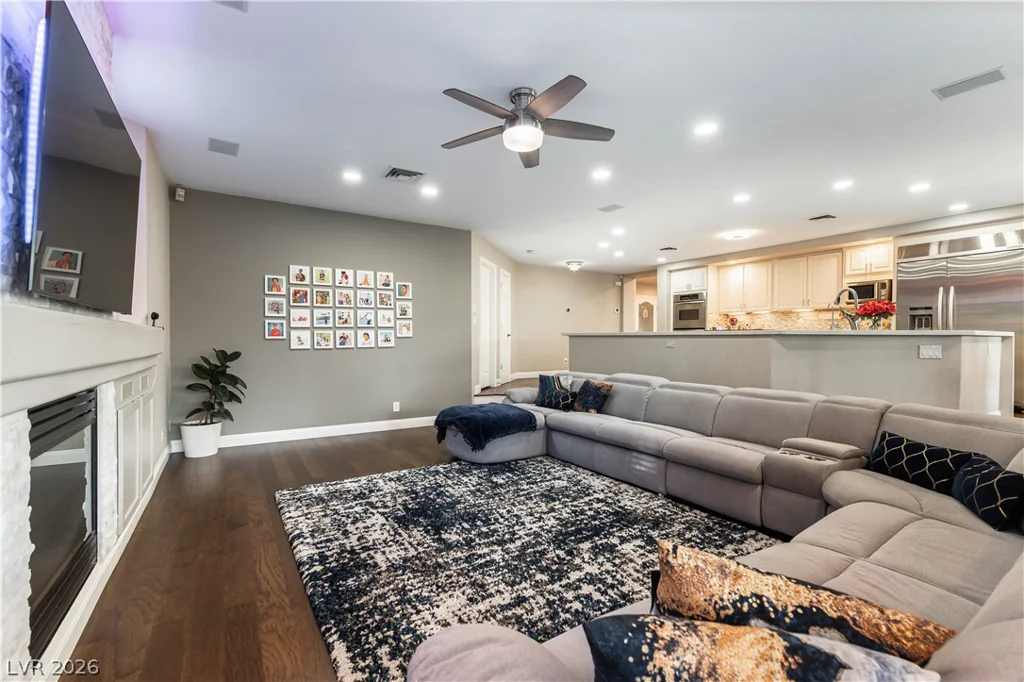 2416 Legacy Island, Henderson, NV 89074