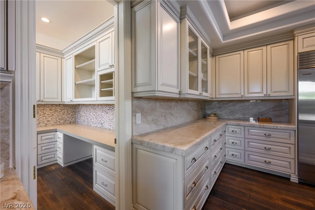9817 Mountain Grove, Las Vegas, NV 89134