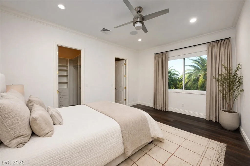 9817 Mountain Grove, Las Vegas, NV 89134