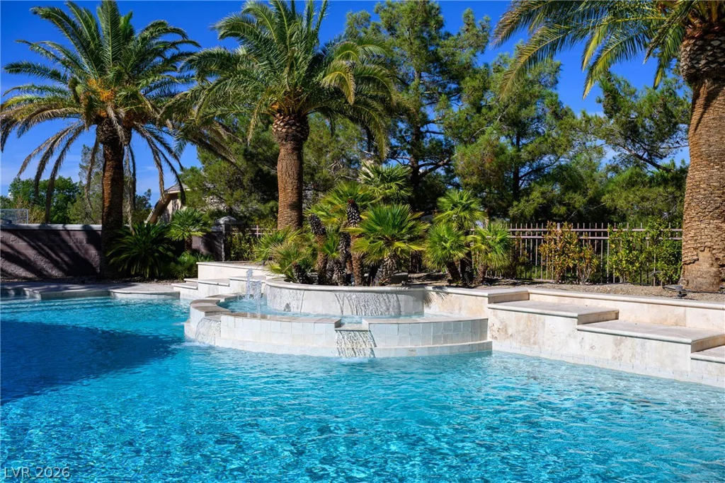 9817 Mountain Grove, Las Vegas, NV 89134