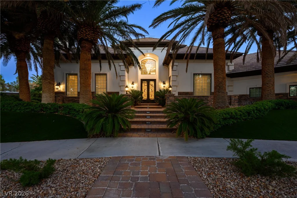 9817 Mountain Grove, Las Vegas, NV 89134