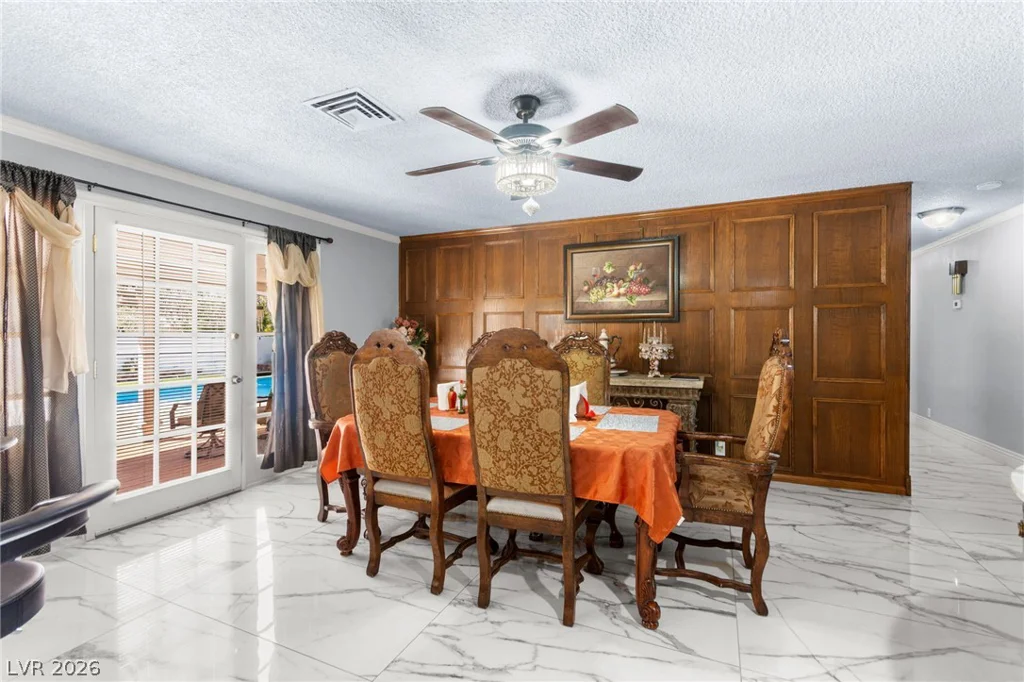 1963 Catalpa, Las Vegas, NV 89108