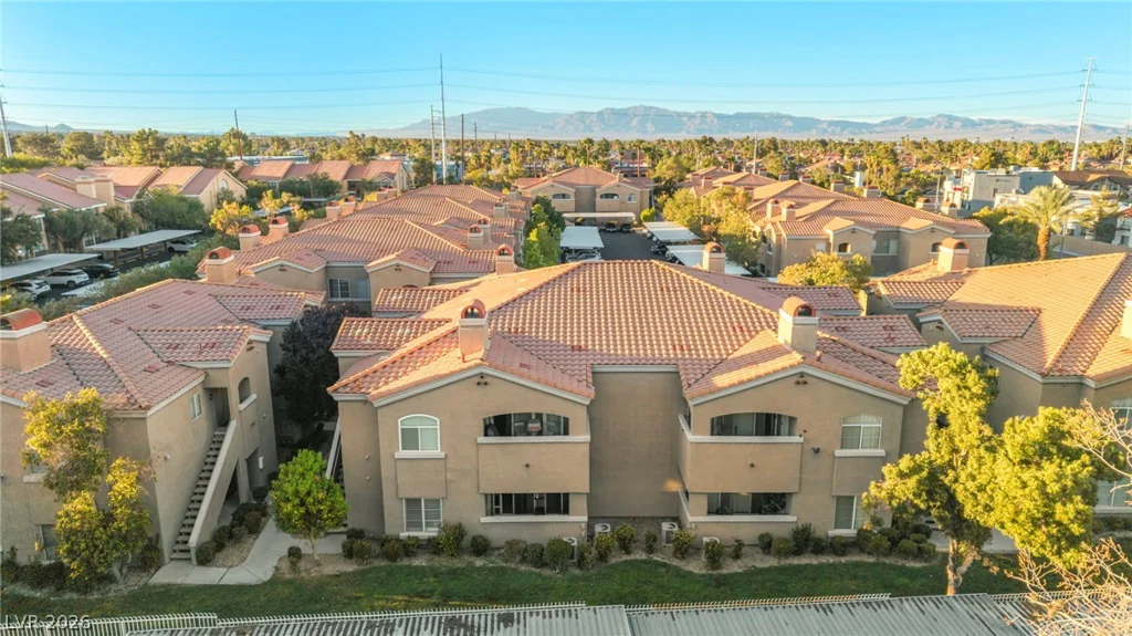 5525 Flamingo, Las Vegas, NV 89103
