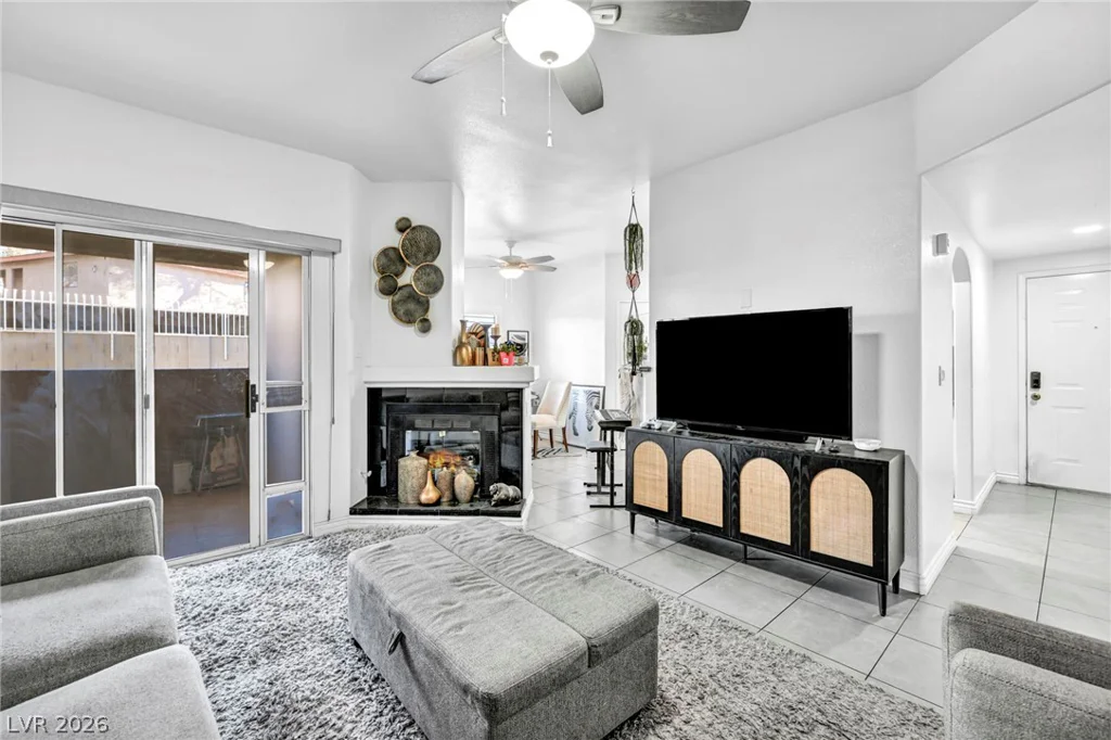 5525 Flamingo, Las Vegas, NV 89103