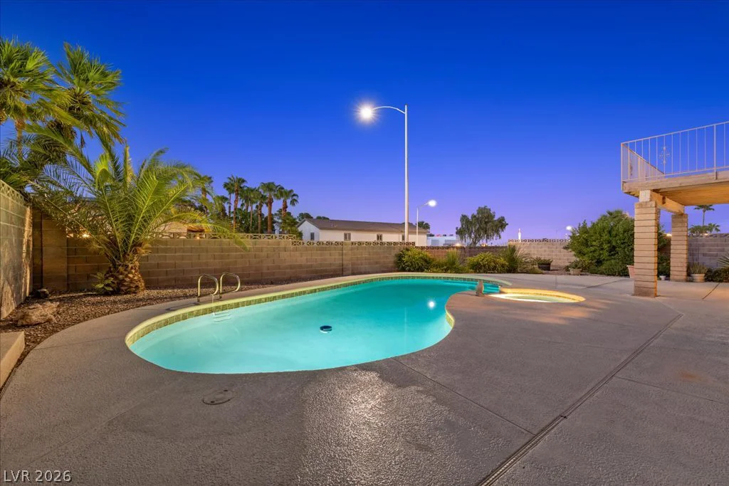 5254 Hibbetts, Las Vegas, NV 89103