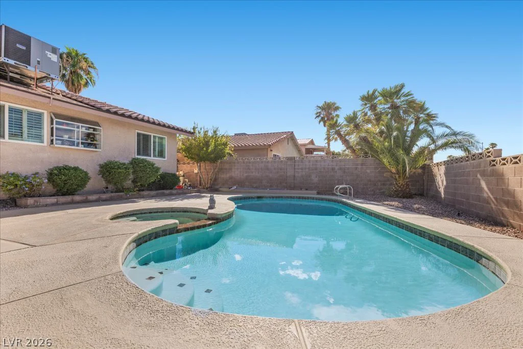 5254 Hibbetts, Las Vegas, NV 89103