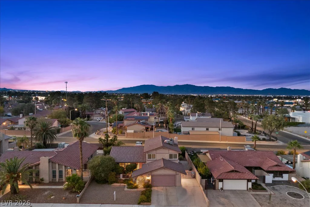 5254 Hibbetts, Las Vegas, NV 89103