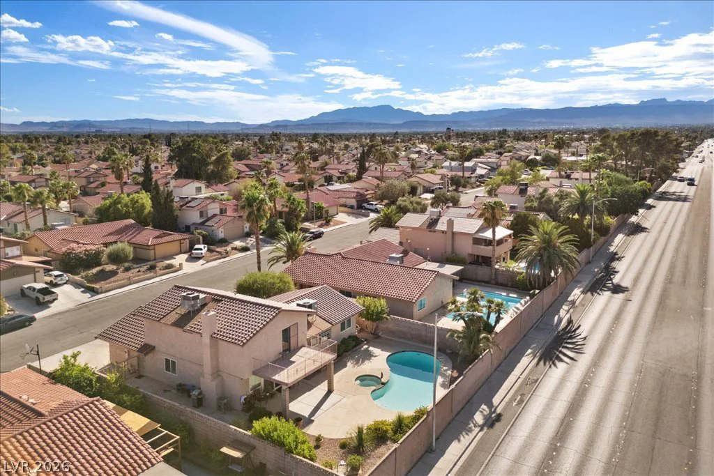 5254 Hibbetts, Las Vegas, NV 89103