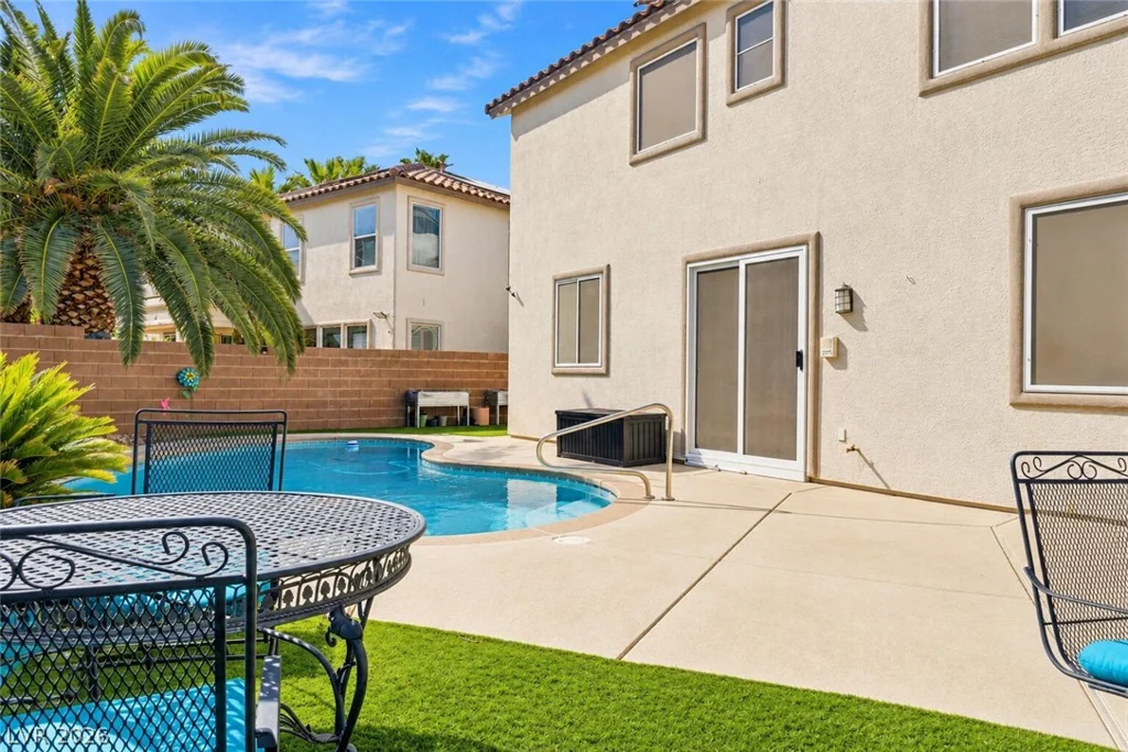 2128 Mountain Rail, North Las Vegas, NV 89084