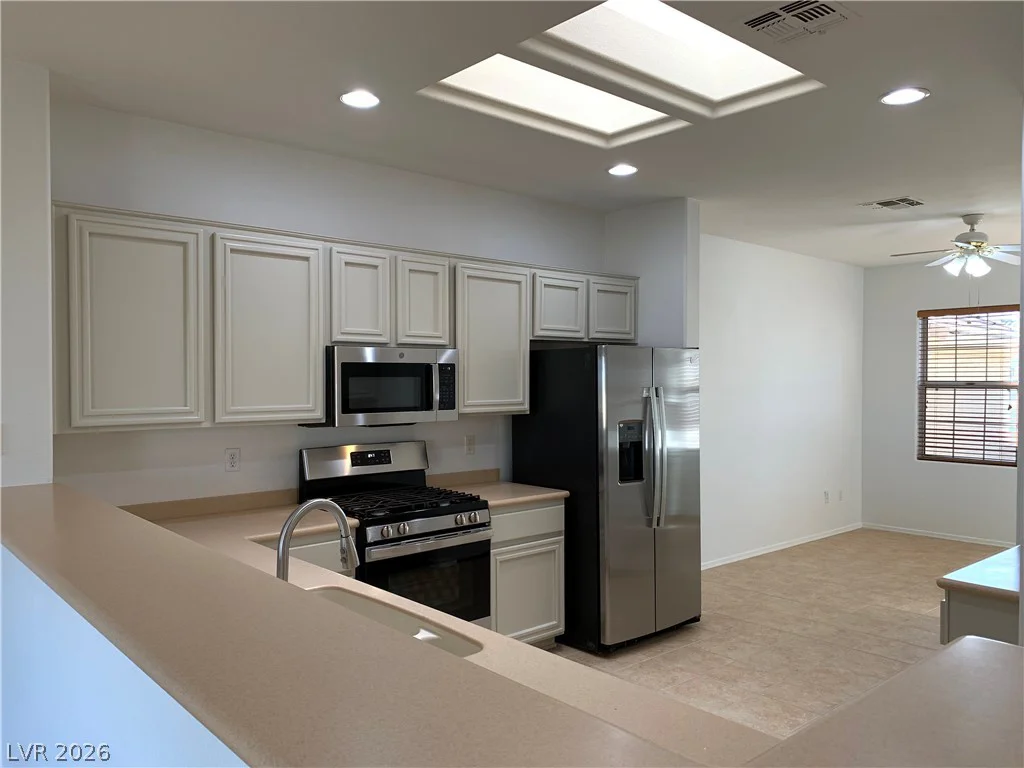 2604 Harrisburg, Henderson, NV 89052