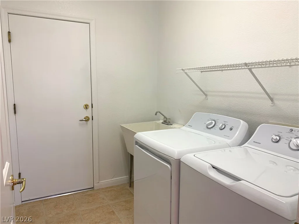 2604 Harrisburg, Henderson, NV 89052
