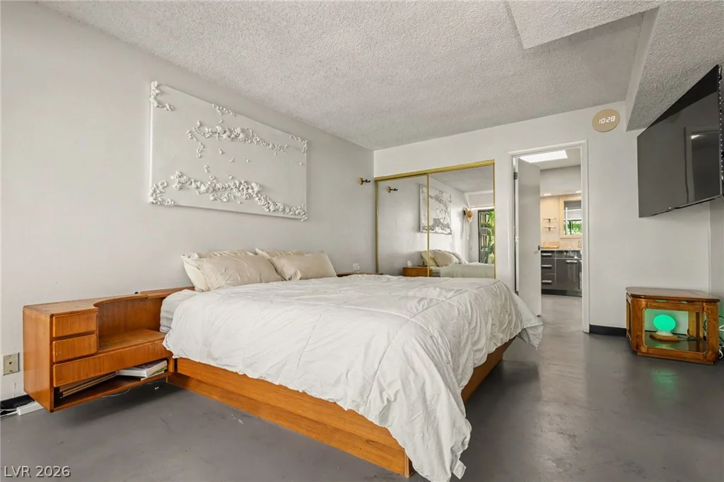 3022 Mirado, Las Vegas, NV 89121