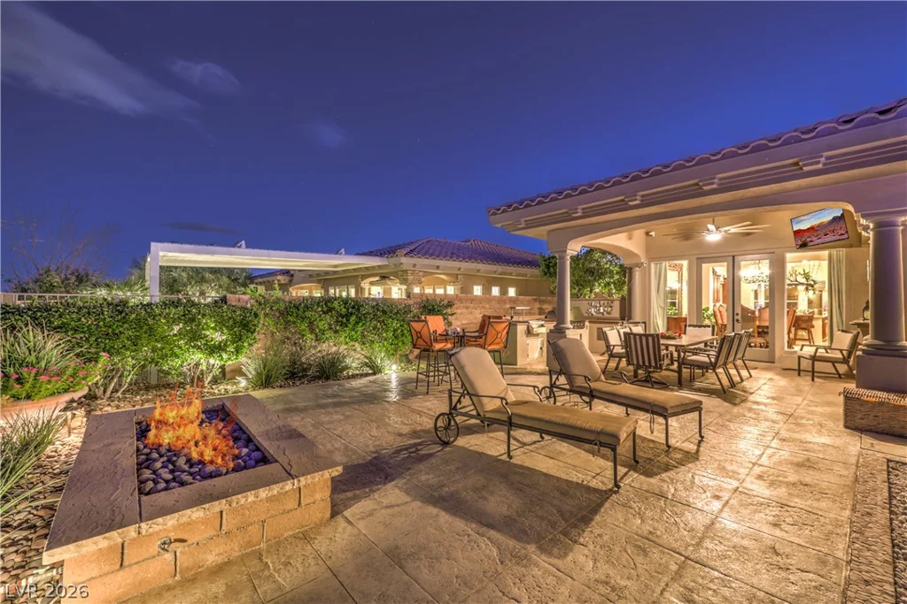 24 CROSS RIDGE, Las Vegas, NV 89135