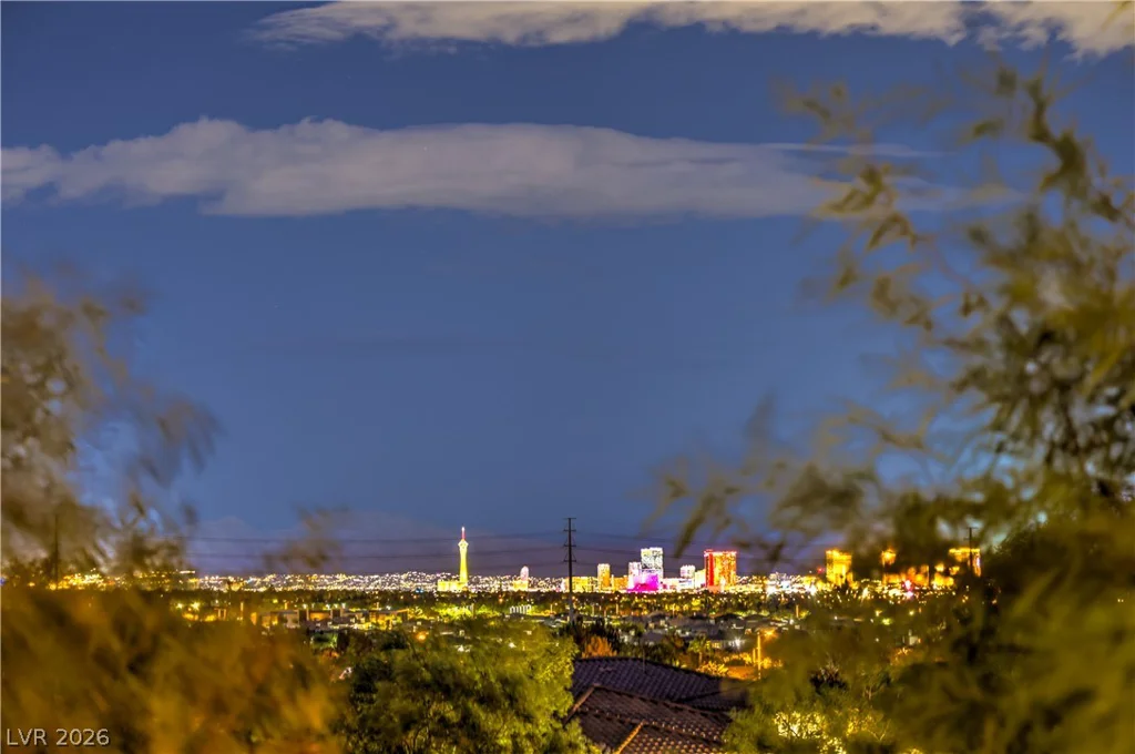 24 CROSS RIDGE, Las Vegas, NV 89135