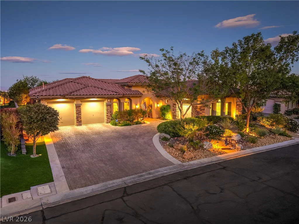 24 CROSS RIDGE, Las Vegas, NV 89135