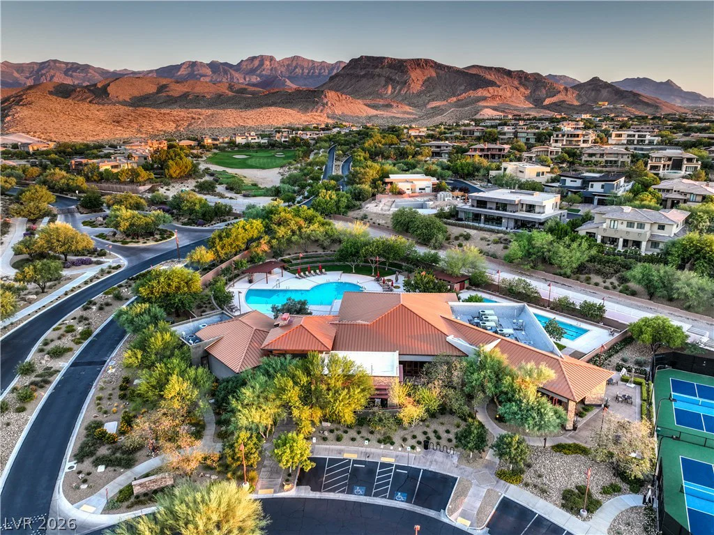 24 CROSS RIDGE, Las Vegas, NV 89135