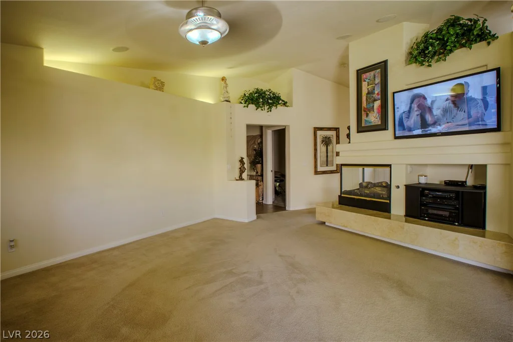 6668 Ironbound Bay, Las Vegas, NV 89139