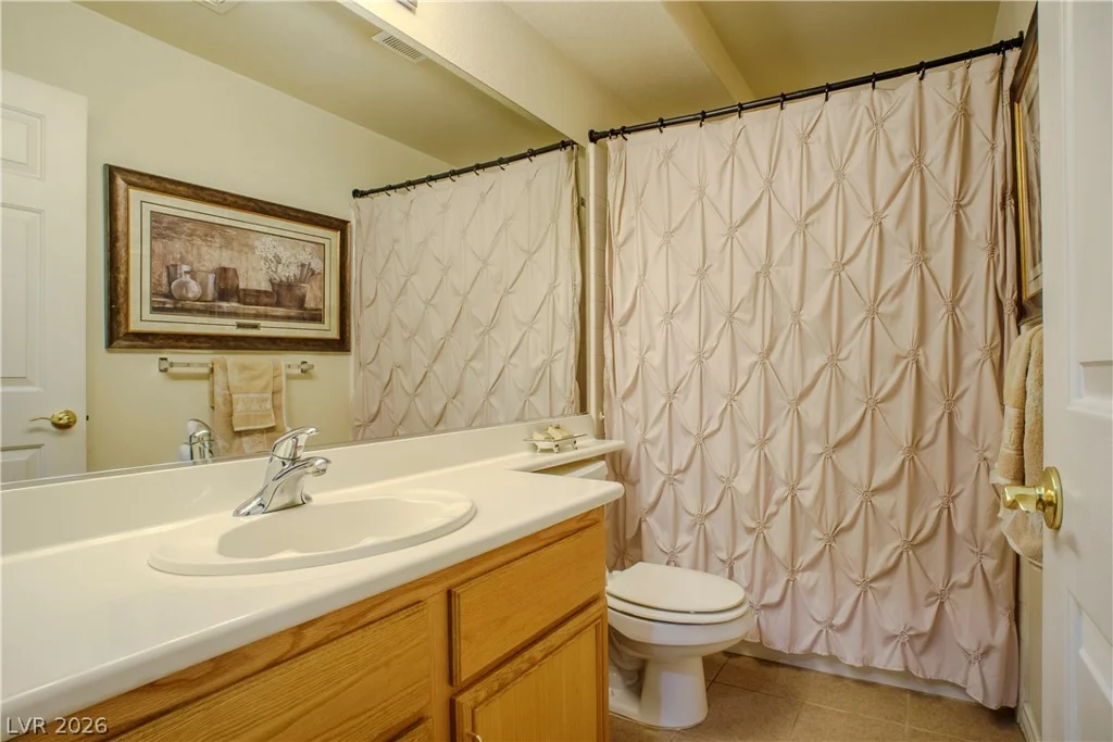 6668 Ironbound Bay, Las Vegas, NV 89139