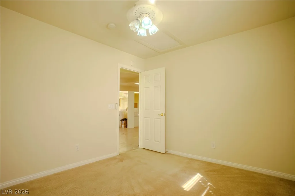 6668 Ironbound Bay, Las Vegas, NV 89139