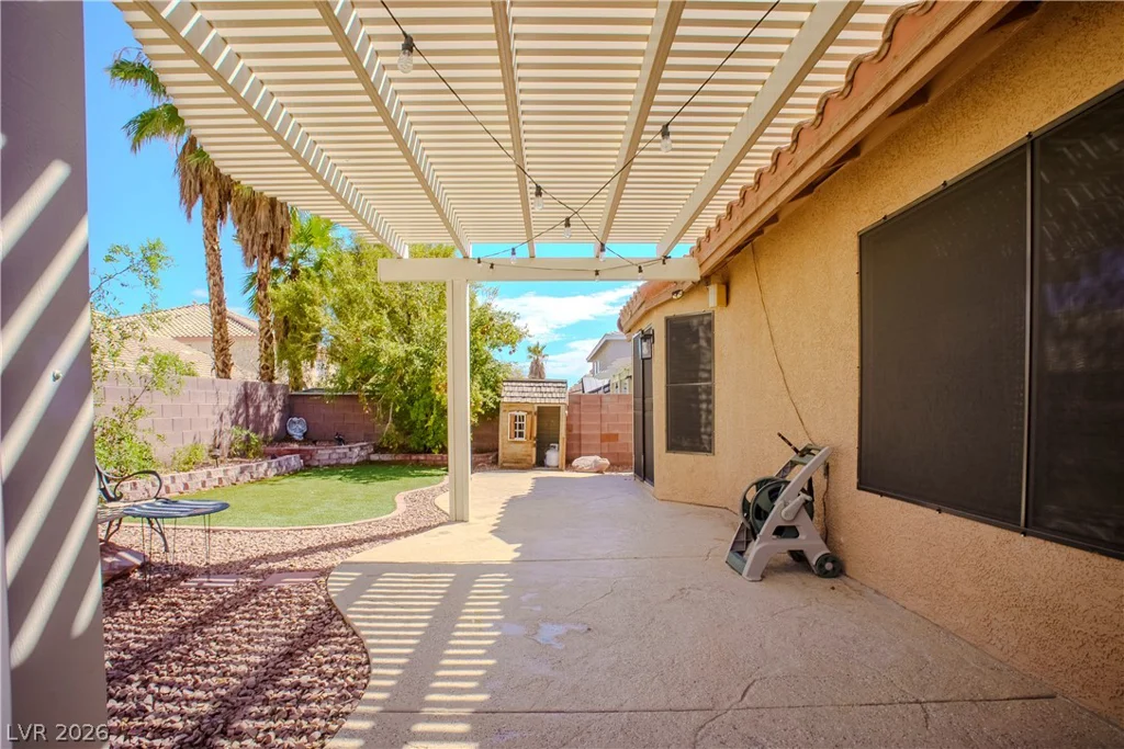 6668 Ironbound Bay, Las Vegas, NV 89139