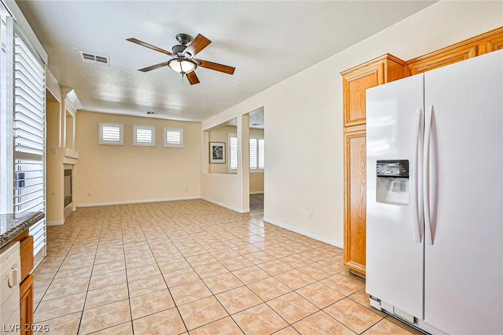8468 REGAL HILLS, Las Vegas, NV 89117