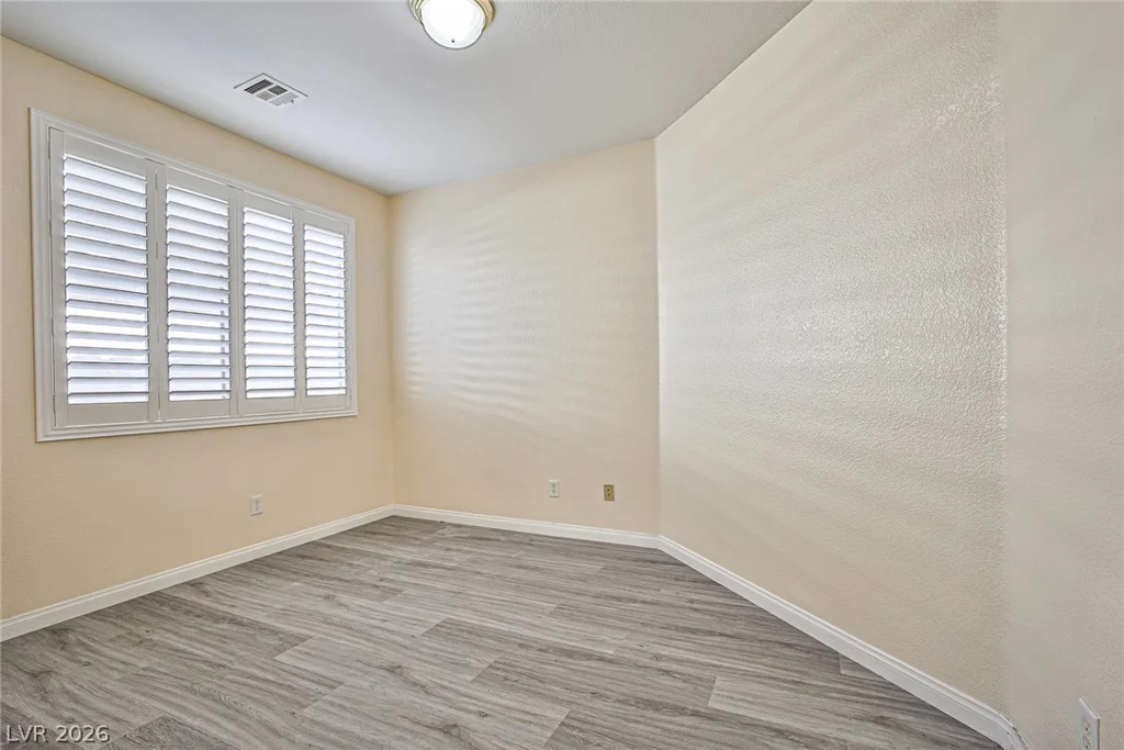 8468 REGAL HILLS, Las Vegas, NV 89117