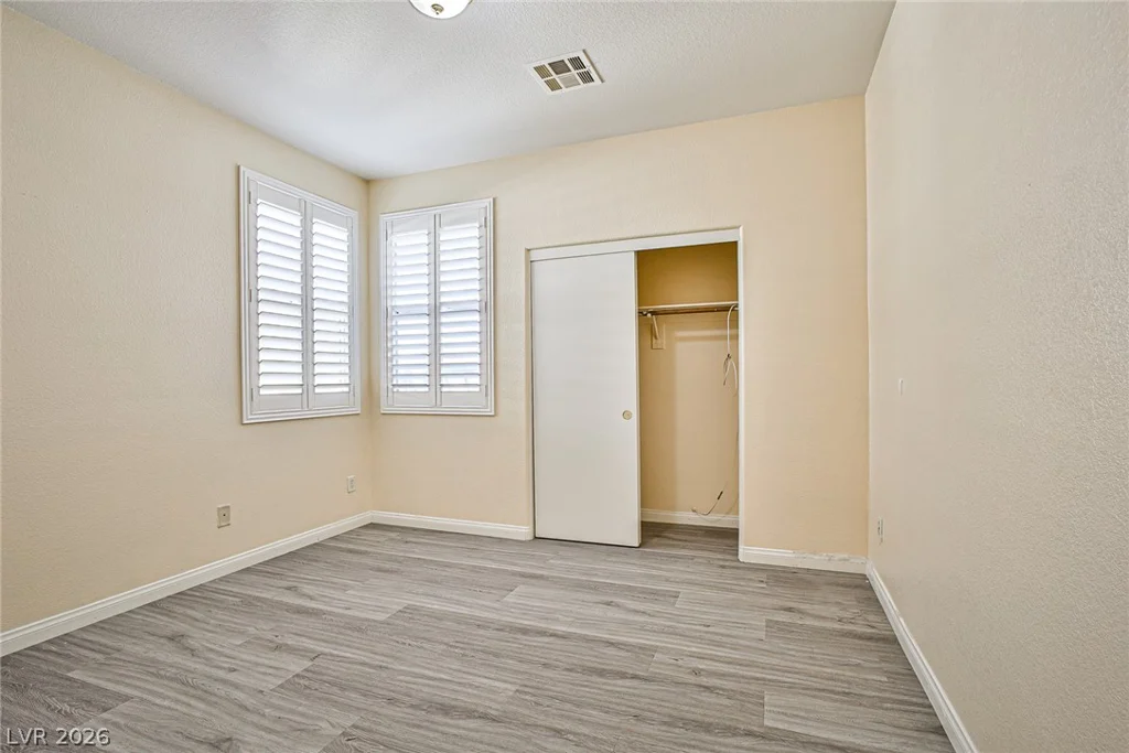 8468 REGAL HILLS, Las Vegas, NV 89117