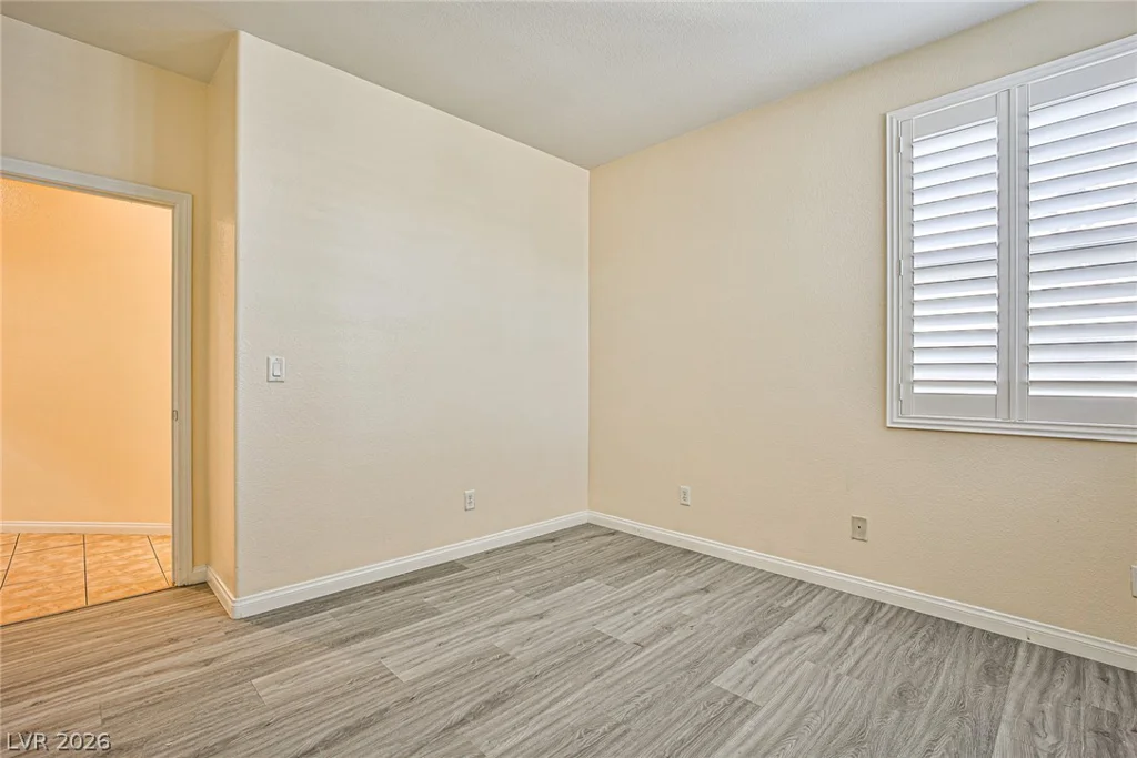 8468 REGAL HILLS, Las Vegas, NV 89117