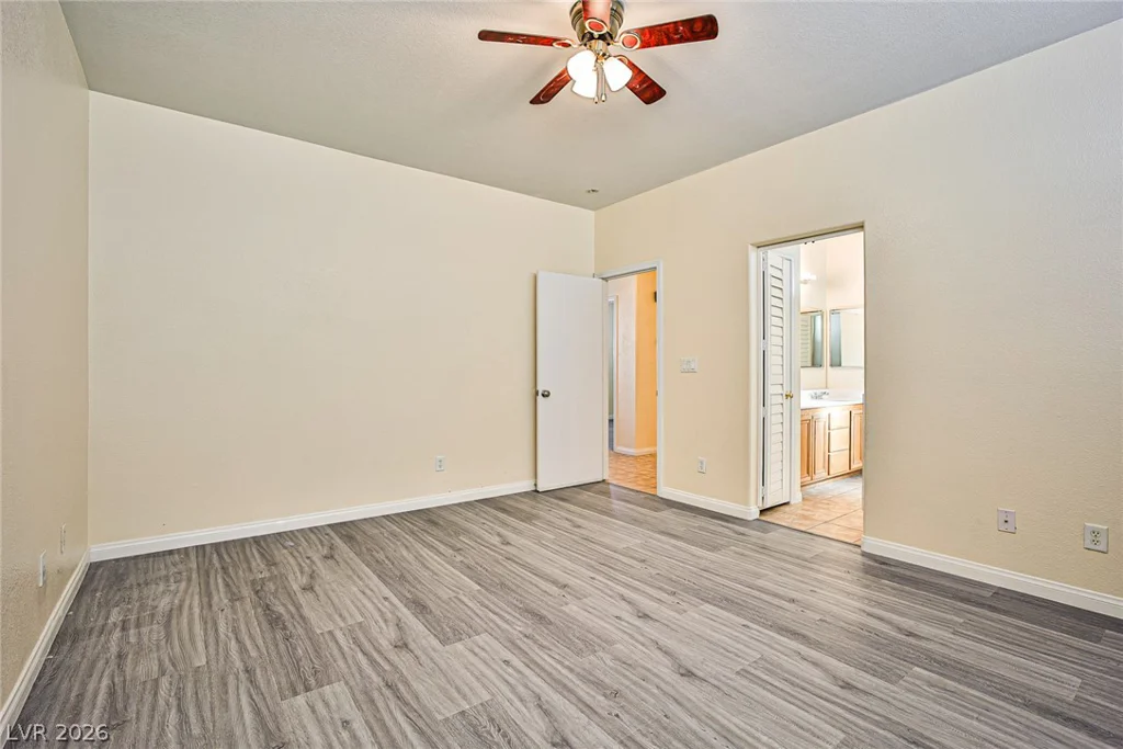8468 REGAL HILLS, Las Vegas, NV 89117
