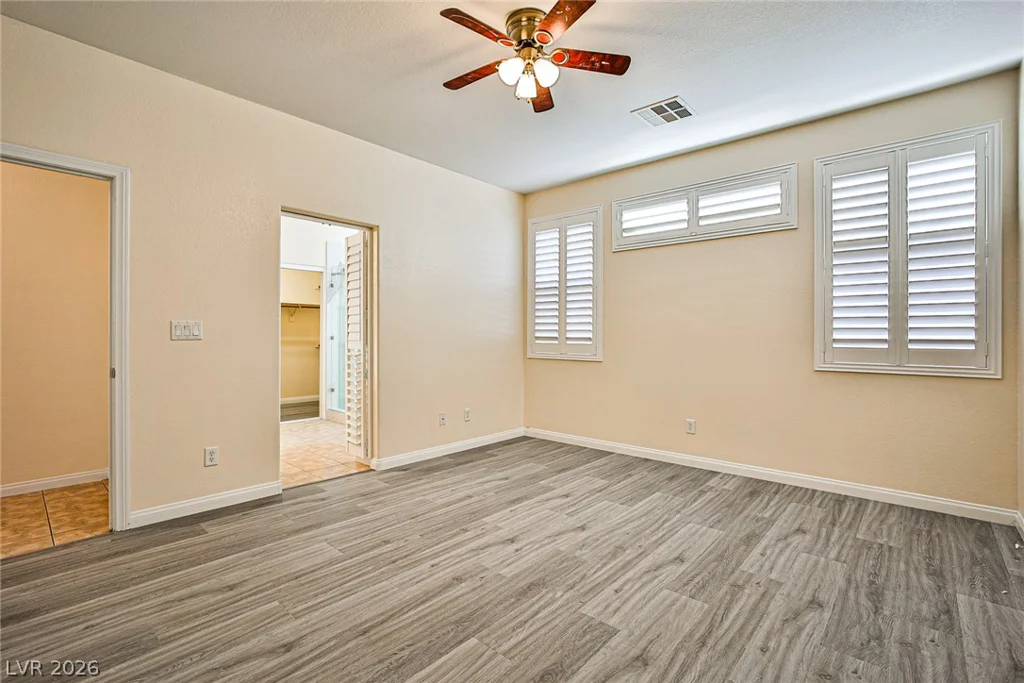 8468 REGAL HILLS, Las Vegas, NV 89117