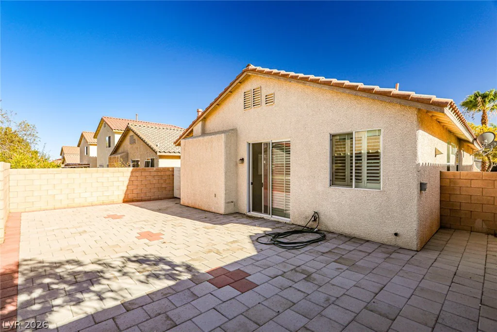 8468 REGAL HILLS, Las Vegas, NV 89117