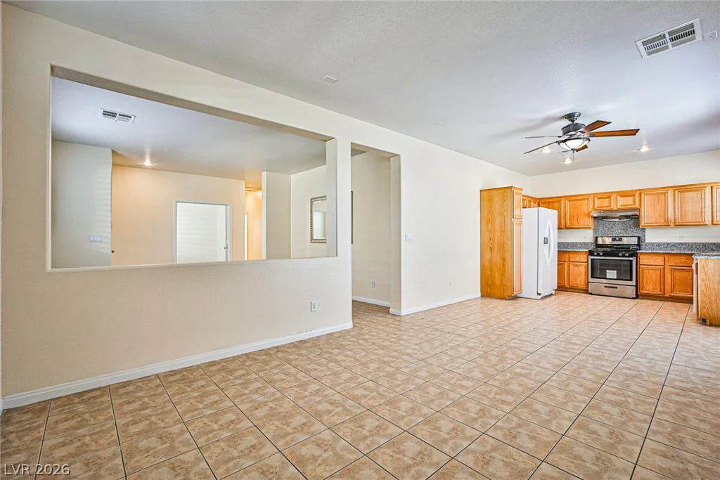8468 REGAL HILLS, Las Vegas, NV 89117