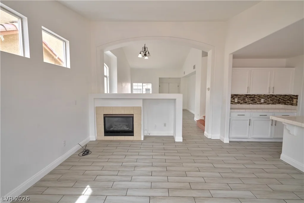 8048 Kentshire, Las Vegas, NV 89117