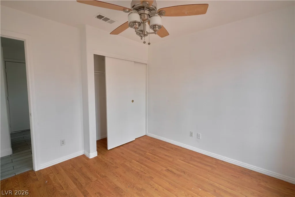 8048 Kentshire, Las Vegas, NV 89117