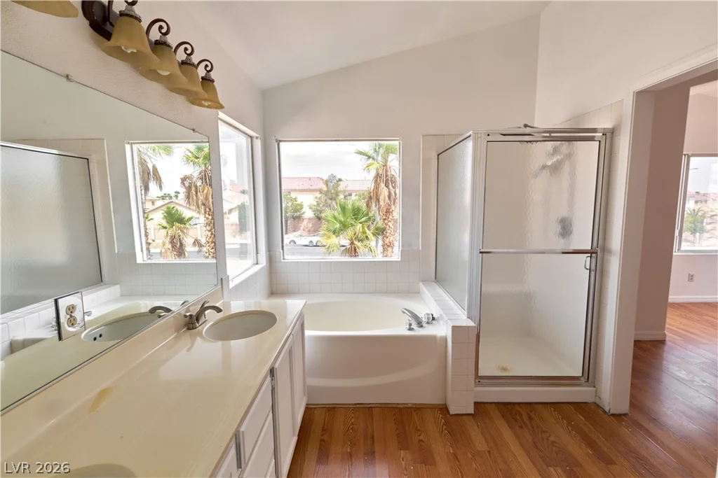 8048 Kentshire, Las Vegas, NV 89117