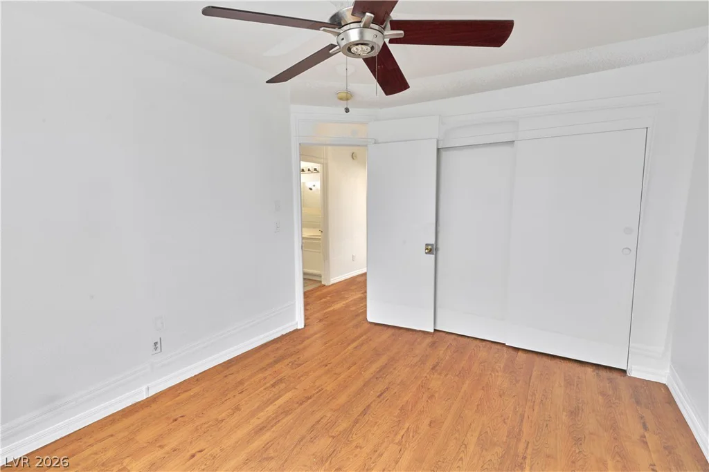8048 Kentshire, Las Vegas, NV 89117