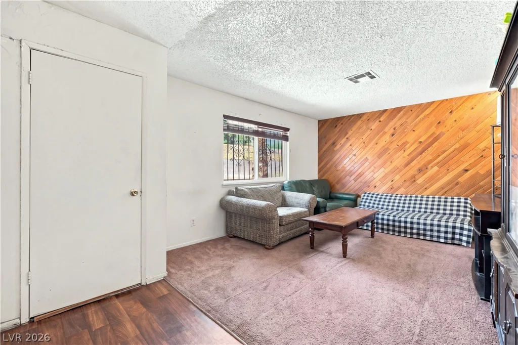 849 Hedge, Las Vegas, NV 89110