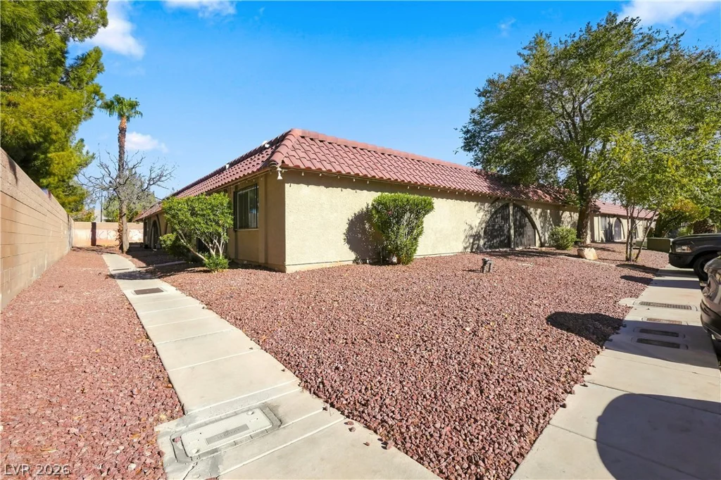 849 Hedge, Las Vegas, NV 89110