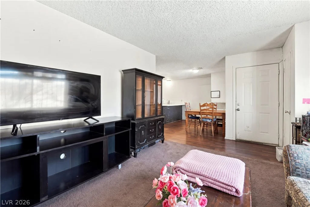 849 Hedge, Las Vegas, NV 89110
