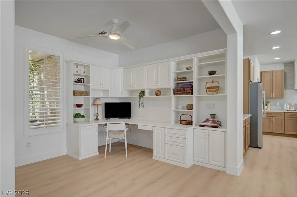 4568 Atlantico, Las Vegas, NV 89135