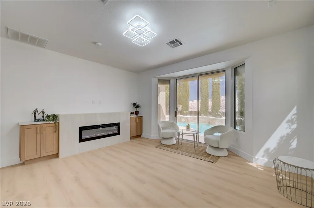 4568 Atlantico, Las Vegas, NV 89135